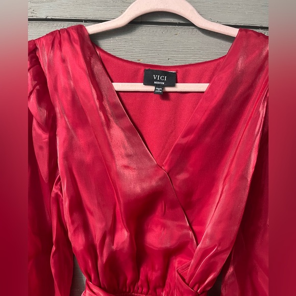 NWOT Vici Red Be The Love High Sheen Ruffle Mini Dress Sz Medium - Picture 9 of 14